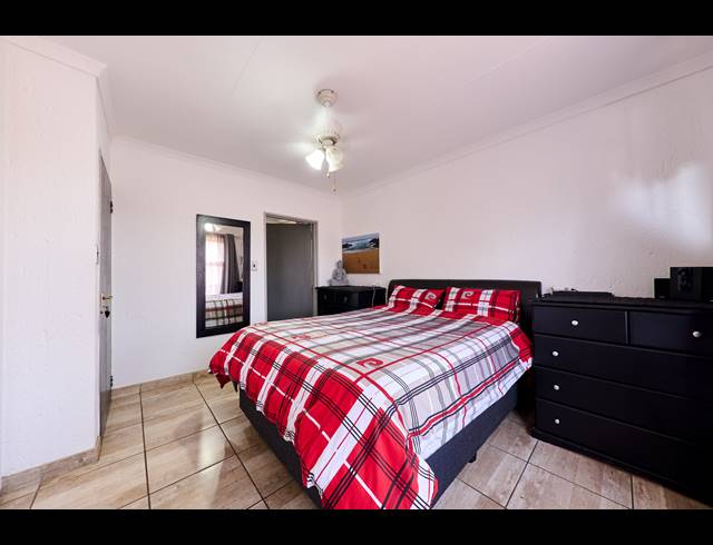 3 BEDROOM SEMI DETACHED SOLD IN VORNA VALLEY
